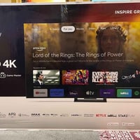 شاشه TCL فول موصفات اعلى فئه بل شاشات 144 هرتز حجمها 55 السعر 600 وبيه...