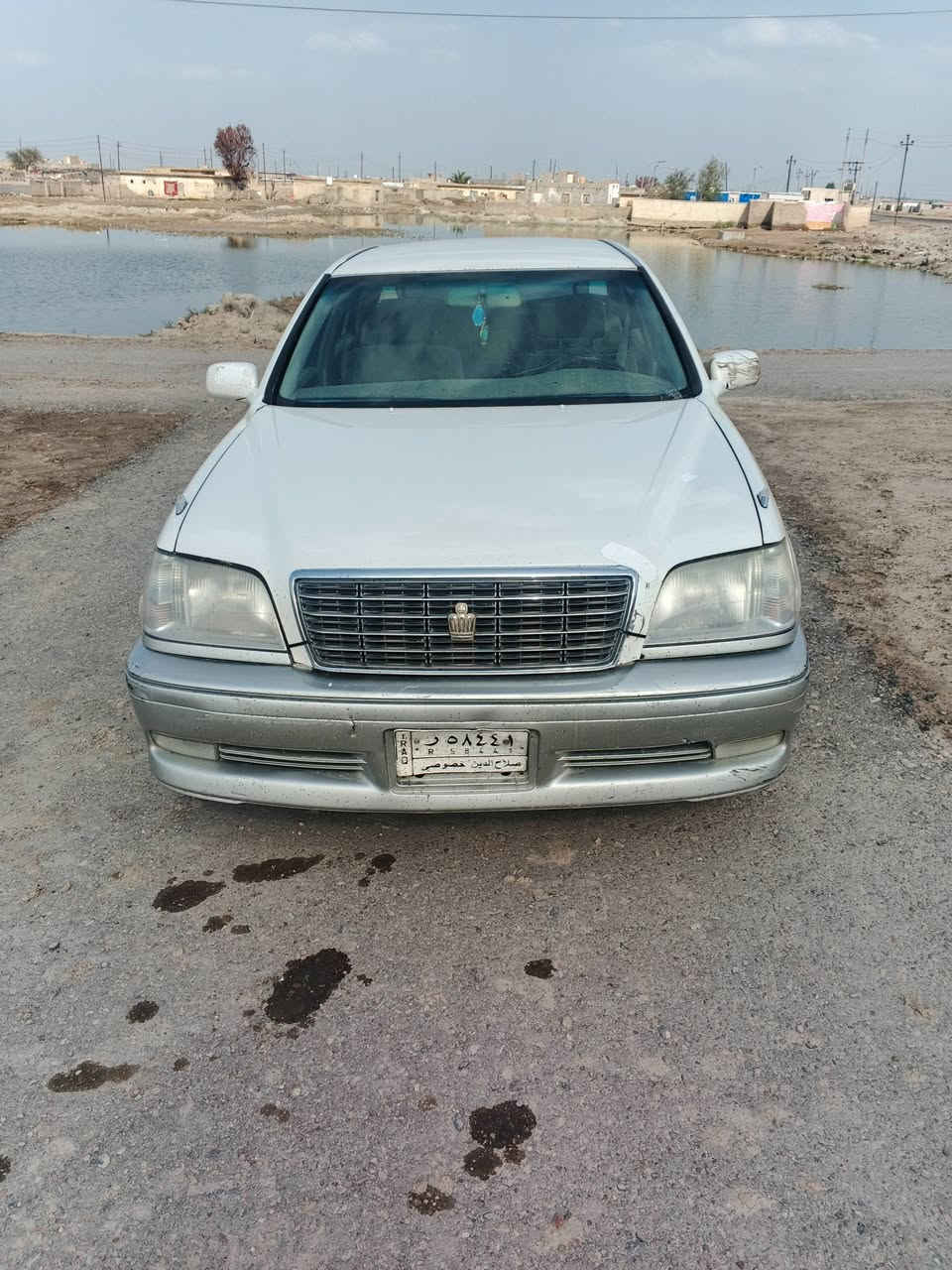 السلام عليكم ملكه كراون موديل 2002 رقم صلاح الدين مدفوع كمرك قرار 48 مكينه سي 9 2500 مكفولة من القص ونقل الجثه باقي بس على افلوس الرقم تدفع تداور بسمك.  ملاحظه السيارة المكينه صاطره كير حداديه تبريد جاهز السعر 75 ورقه. مكان السياره  النجف ناحية العباسيه ***********  ملاحظه السيارة بيها حادث جاملغ خلف وجمالغ امامي صور الحادث بالمنشور
