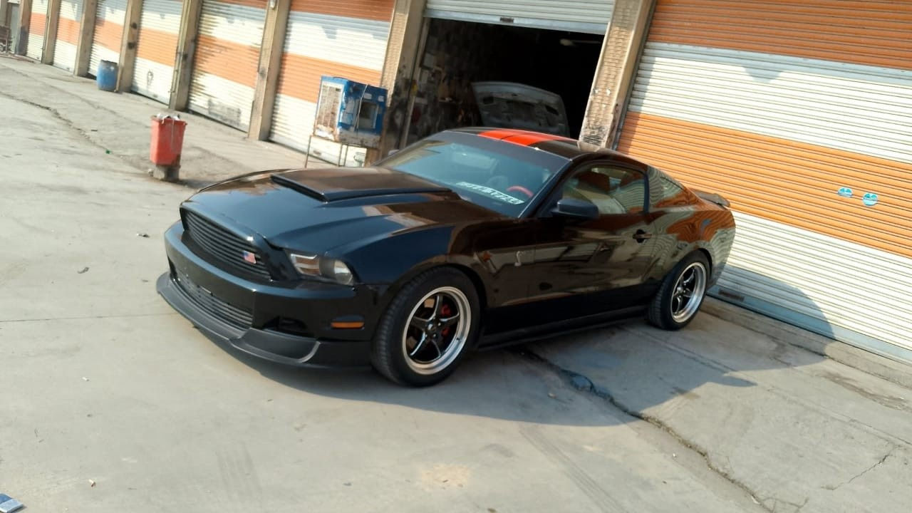 للبيع موستانج 2012 سياره مكينه 6 بشرط مامفتوح مكينه و كير خير من الله و رقم سلمانيه لحد 28 جديد
بشرط تحويل _ العنوان ديالى  خانقين *********** واتس اب سعر 97 و بي مجال بسيط
