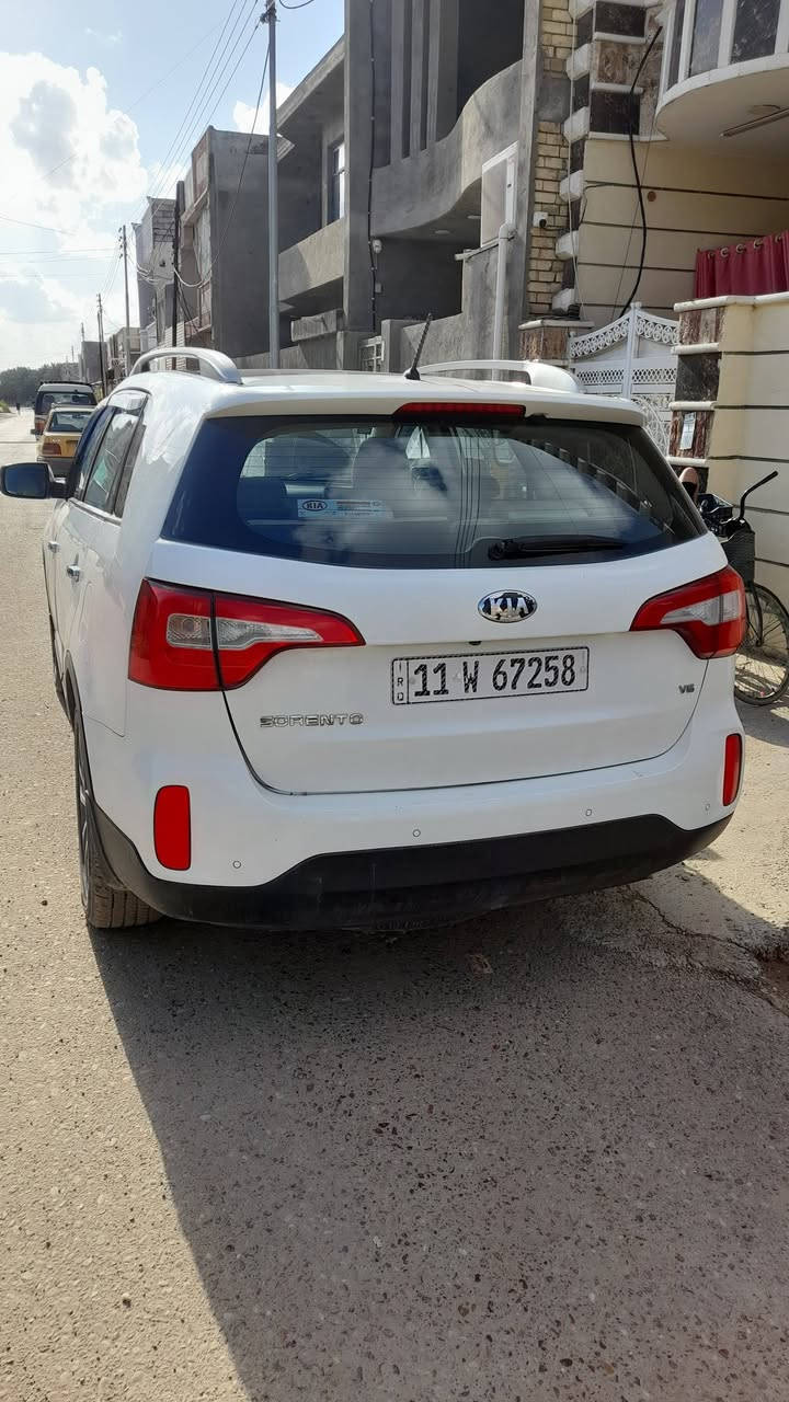 سلام عليكم 
سورنتو للبيع موديل ٢٠١٥ فول مواصفات السعر ١٦٠ ورقة مكاني بغداد الراشدية للاستفسار ***********
