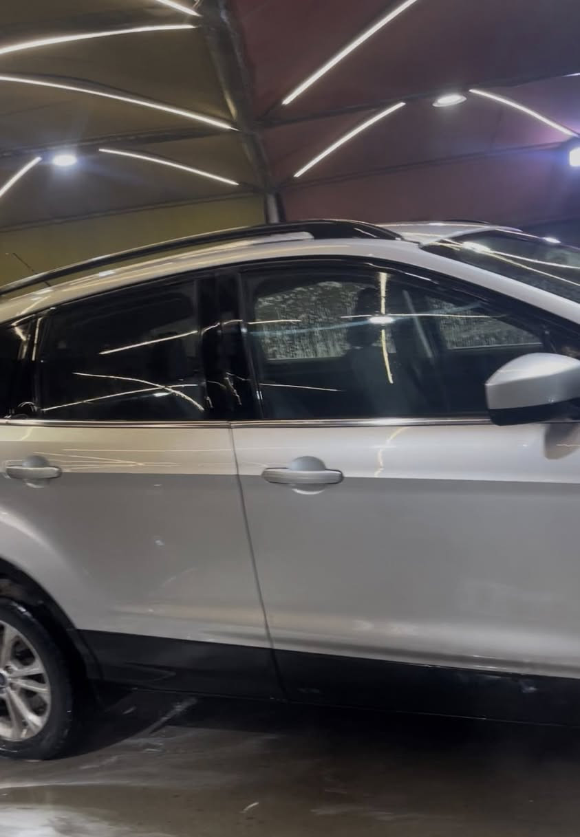 فورد سكيب 2018كير مكينة تبريد مكفول بيها قطعتين مكاني بغداد ***********السعر 110$
