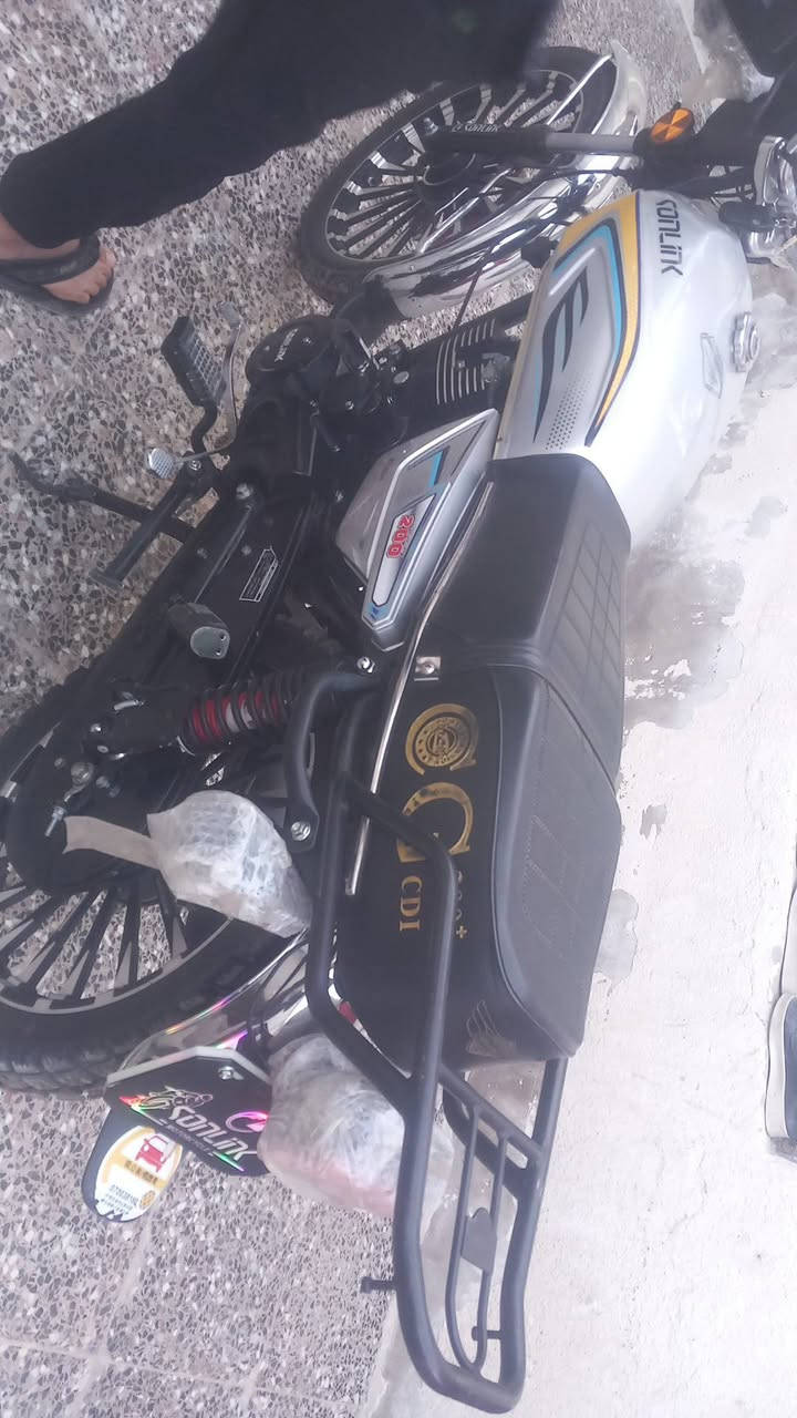 سلام عليكم دراجه سونك موديل 2025 دراجه كامله بصمات مكاني بغداد العبيدي  ***********
