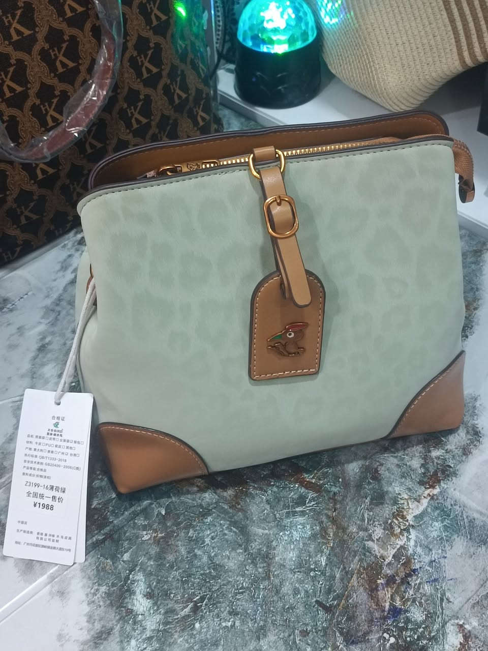 جنط ماستر كوالتي عالي كله اختام اصلي وباانسب الاسعار يوجد توصيل لجميع المحافظات 5 الف


**إذا كنت صاحب هذا الإعلان وتريد حذفه لأي سبب، رجاءا أرسل رسالة إلى الدعم الفني**