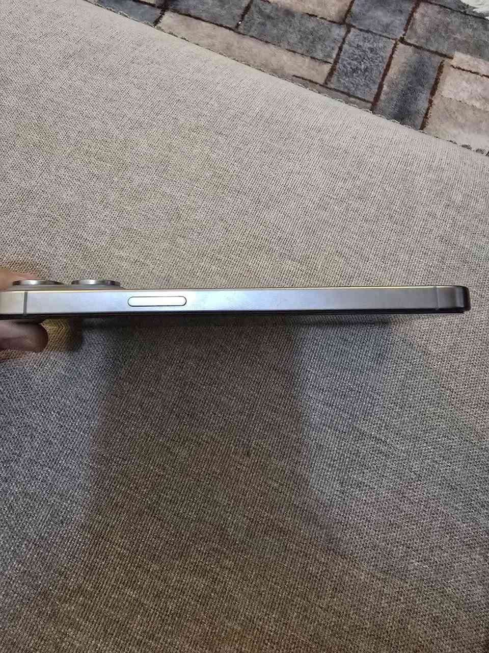 ايفون 15 برو ماكس للبيع شرق اوسط
ذاكره 256 بطاريه 83 

شريحه وحده 
الجهاز نضيف جدا شخط مابي

مكاني بابل حي البكرلي
***********
