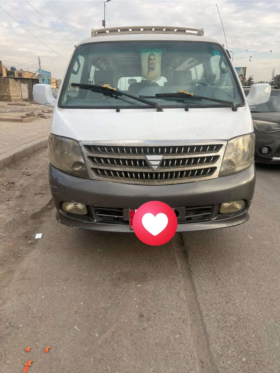 سلام عليكم فتون 2009مكينه وكير كسن مكفول سياره جاهزهر. رقم بغداد نكليزي شعار بل تكمه ***********
