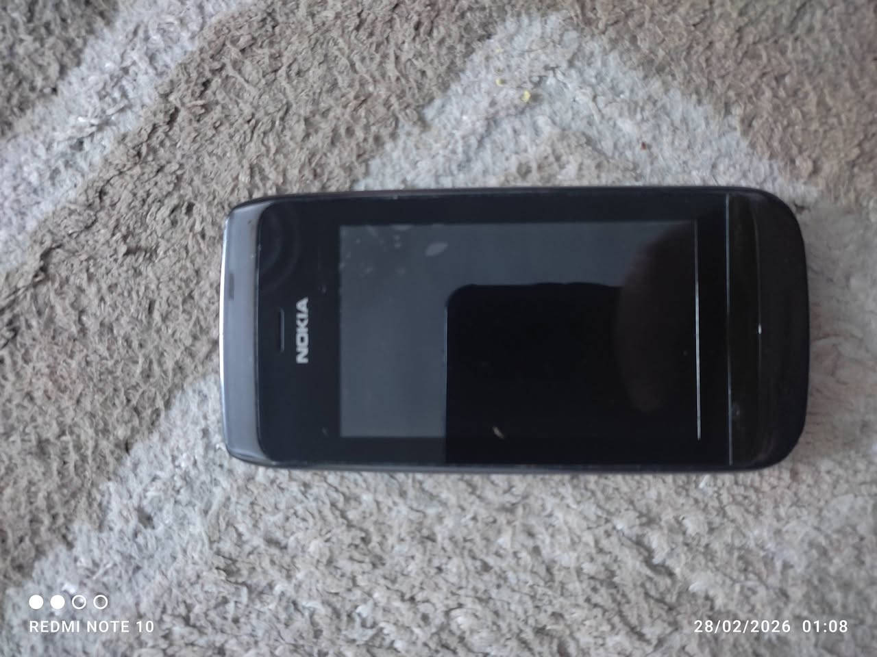 جهاز للبيع أبيعها فحم يحتاج بطاريه مع قبغ ولمس قوي مع توصيل 16الف ***********
