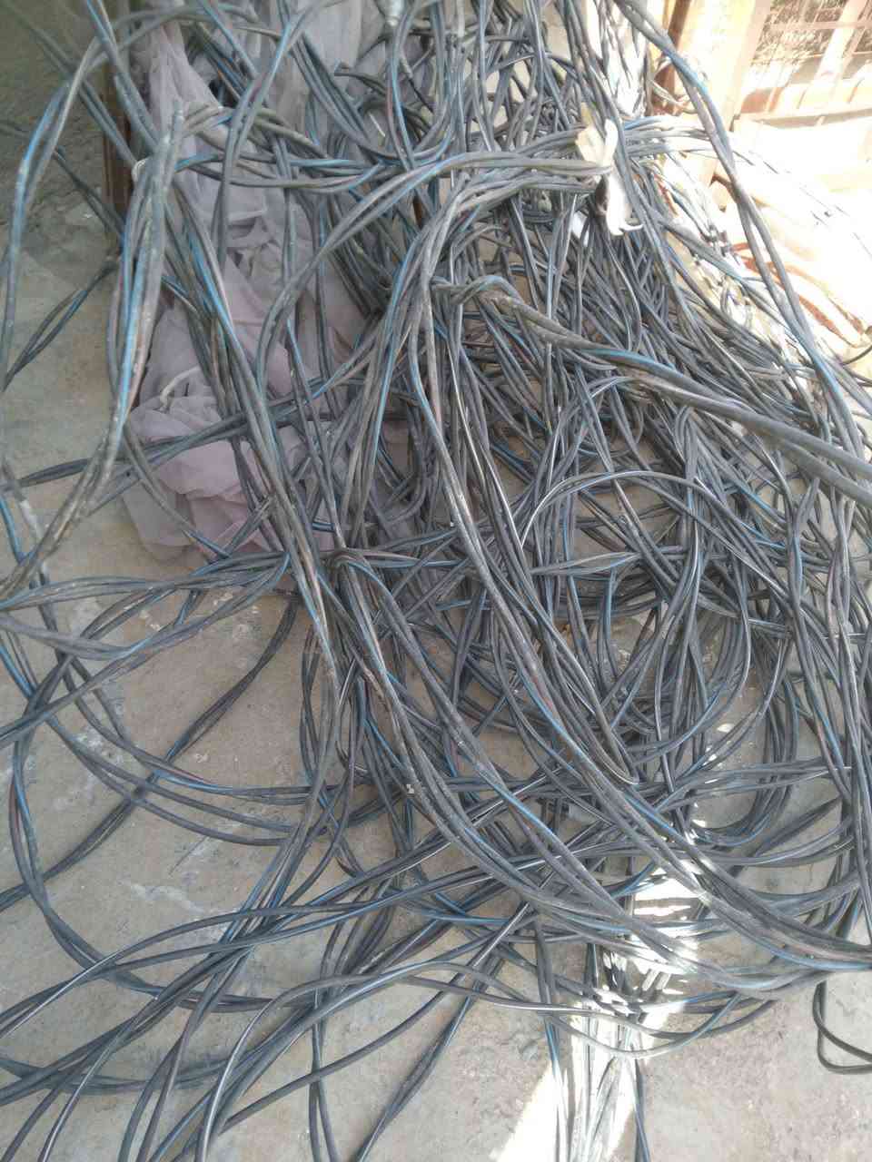 ظفيره تركي جديده
طولها,100 متر.               خطين
حجم 16،،،،،، ـ،،،،،،، ـ،،،،،،،،،، ـ،،،،، سعرهه ب 65 الف اتصال او مراسله الصفحه ***********
