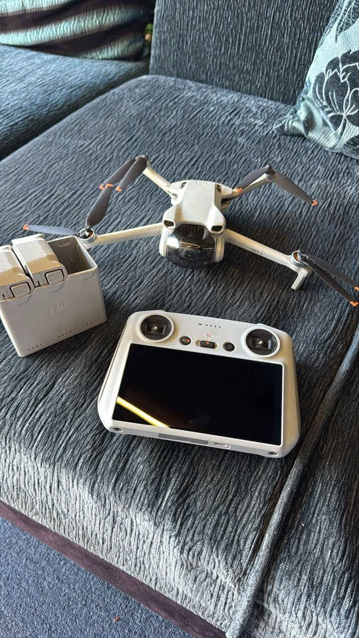 Dji mine 3 combo. ya paqsha tshten we hame ed gal.(3 patree o smart controla o chante wê zhe ed gal da)550$
📍Kurdistan-zakho


**إذا كنت صاحب هذا الإعلان وتريد حذفه لأي سبب، رجاءا أرسل رسالة إلى الدعم الفني**