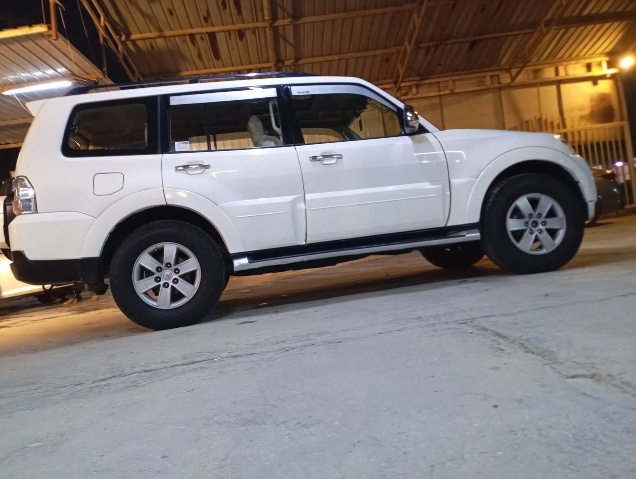 السلام عليكم باجيرو موديل ٨باسمي بغداد سياره مكفوله من ضربه وسونر بلمنشورمكاني بغداد
***********
