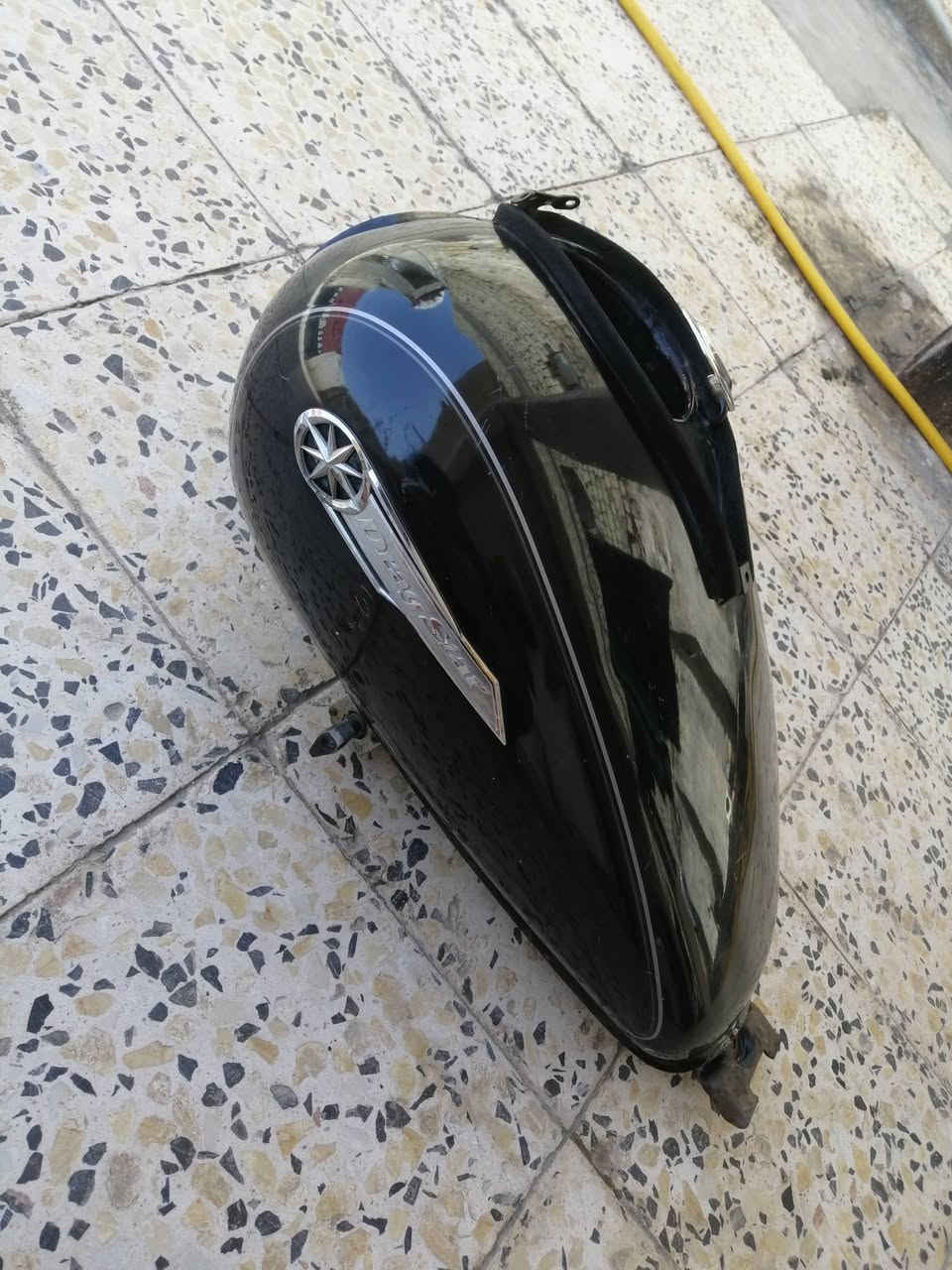 سلام عليكم غراض ادراك ستار تفصيخ شباب الأغراض كلهم بلاد مابيهم برغي تجاري
تانكي نضيف سعره 60 

صدر أمامي كامل وي الفج بريك ب 90

جاملغ خلفي لبلاد نضيف سعره 50

تجوه نيكل 35

جاملغ أمامي لبلاد 20
فيت بم ب20
شوته بلاد نيكل 25

كويلات بلاد ب20

لقم ب20

رواصط نيكل  ايصيرن ع حمالات مال جنط  ب15

استرايح اماميات همه ورواصطهم ب15

دوسات خلفيه ب10

هورن لبلاد هوه ول راسطه ب8

ميزانيات ب10

قبق نيكل ايصير جوه الاكزوزات ب15

واقيه زنجيل ب5

عتله كير كامله ب20

عتله بريك خلفي كامله هيه ول جوزه ول قمجي ب25 

شباب التواصل فقط ماسنجر واتصال ع رقم ما عندي واتساب يوجد توصيل جميع المحافظات 

***********
