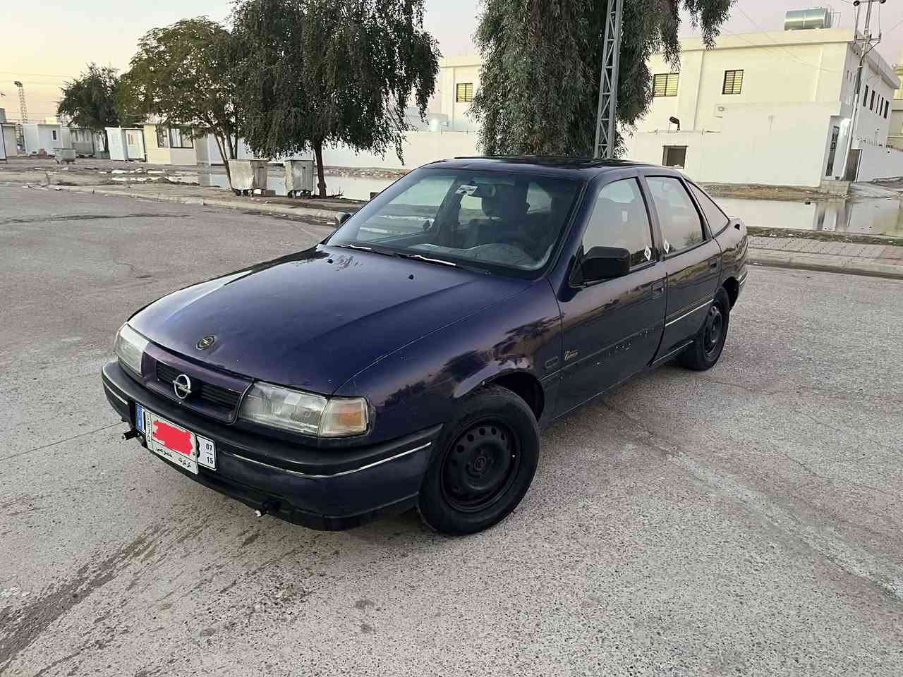 اوبل فكترا (موديل 92 )
دفتر بانزين موجود.. السيارة باسمي 
حجم 16  كير عادي ..قفل مركزي 
رقم كركوك ( أ ) سقف سلايت
بس السنويه منتهي.. السعر $35  بي مجال
العنوان كركوك ***********
