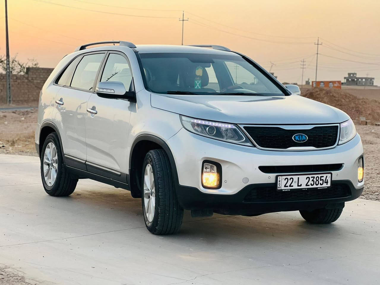 السلام عليكم ورحمة الله وبركاته
كيا سيرنتو 2013 شكل2014 
بدون ضرر كلين سياره 
فول مواصفات خليجي ما عده فتحه بل سكف 
مكينه اربعه دوش 
طخم تاير جديد صدر نظيف سياره 
سنويه وهزه جديد بسمي سياره شرط تحويل  
سعر عبر خاص او عبر الهاتف (***********)
مكان السياره موصل القياره
