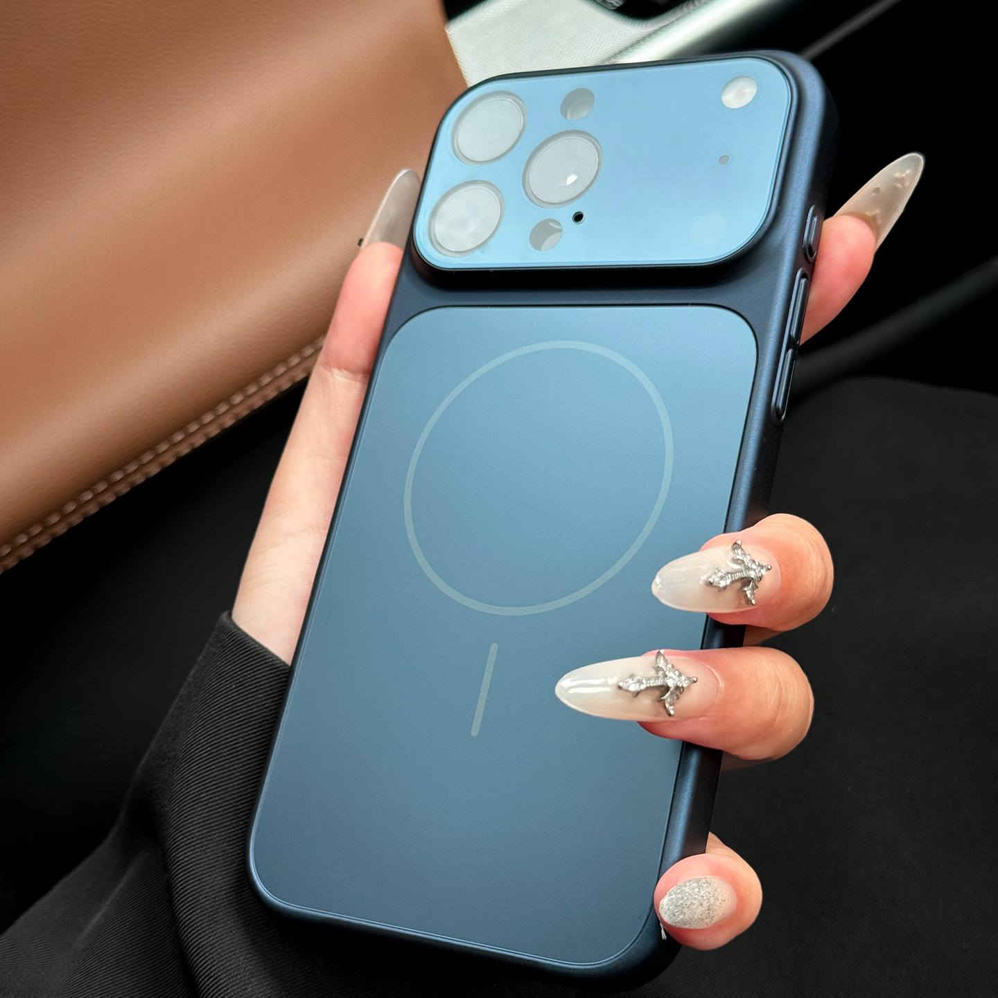 توفرت كفرات تحويل الى 17 برو ماكس
كمية محدودة جدا ❗ 
حوّلي جهازج لفخامة أحدث إصدار ✨
حماية كاملة + قص دقيق + كوالتي عالية

📱 متوفر بكل الآيتمات من 11 إلى 17 برو ماكس
🎨 الألوان:
⚫ أسود
🔵 نيلي
🧡 برتقالي
⚙️ رصاصي


**إذا كنت صاحب هذا الإعلان وتريد حذفه لأي سبب، رجاءا أرسل رسالة إلى الدعم الفني**