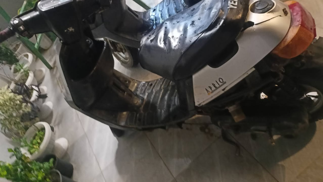 ماطور بوتين تك سكريته شلعه معدل فول  الماطور مايعوزو شي بس باتري وتعال الشاصي شرط كابريته شرط كلو اصلي الدرع اصلي السعر250 وبي مجال حك جيتك هاذا رقمي وبي واتساب فقط ( *********** )
