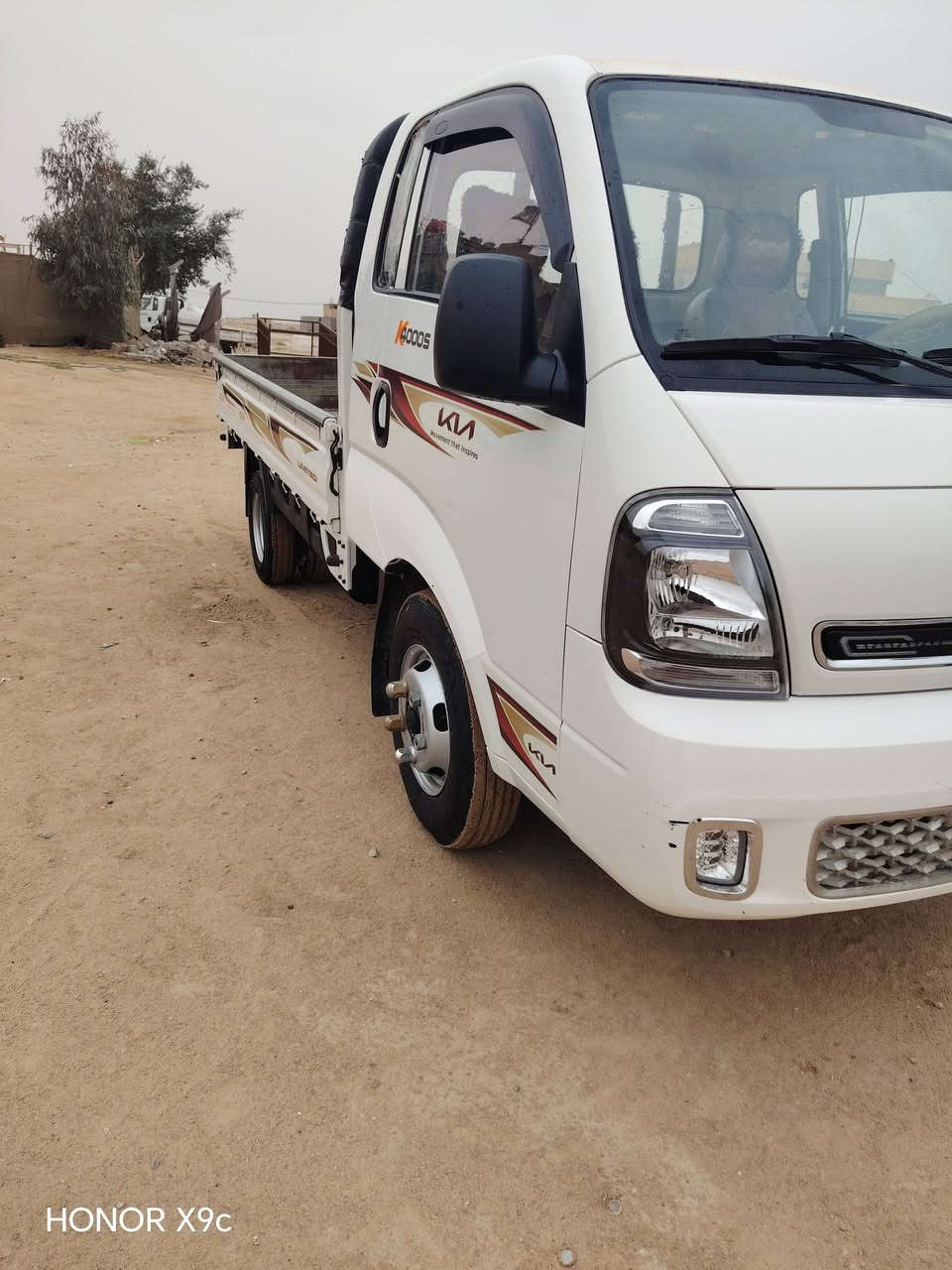 سلام عليكم كيه فحل للبيع موديل 24 مكفوله كفاله عامه  رقمه كربلاء ماشيه 26الف مداور ثاني يوم محوره تواير 14 سنويه لل 29 مكانه النجف  رقم الهاتف ***********//***********
