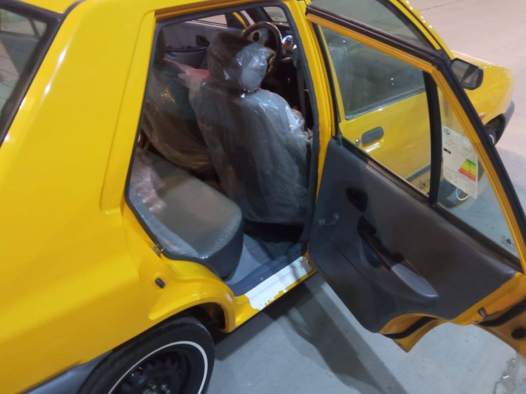 سلام عليكم سايبه البيع مديل 18. راعيهاا موجود تحويل ثاني يوم هيه وغرمات عليه صفرهه لك قبل لا تشتري سعر 40وبيهاا مجال قليل ***********مكلف بل نشر لاحد يراسلني سياره مكانهه واسط
