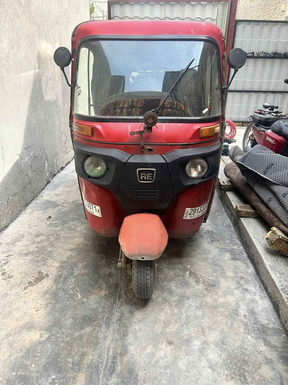 السلام عليكم اخوان تكتك موديل 17 التكتك شوفت عينكم من الاخير تعبانة ابيع هلموجود السعر مليون و بيهة مجال مكاني بغداد الشعب رقمي ***********
