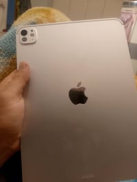 ايباد M5 • 4ايام • محافظه دفترية