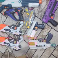 مسدسات نيرف • مجموعة • سعر تفاوضي