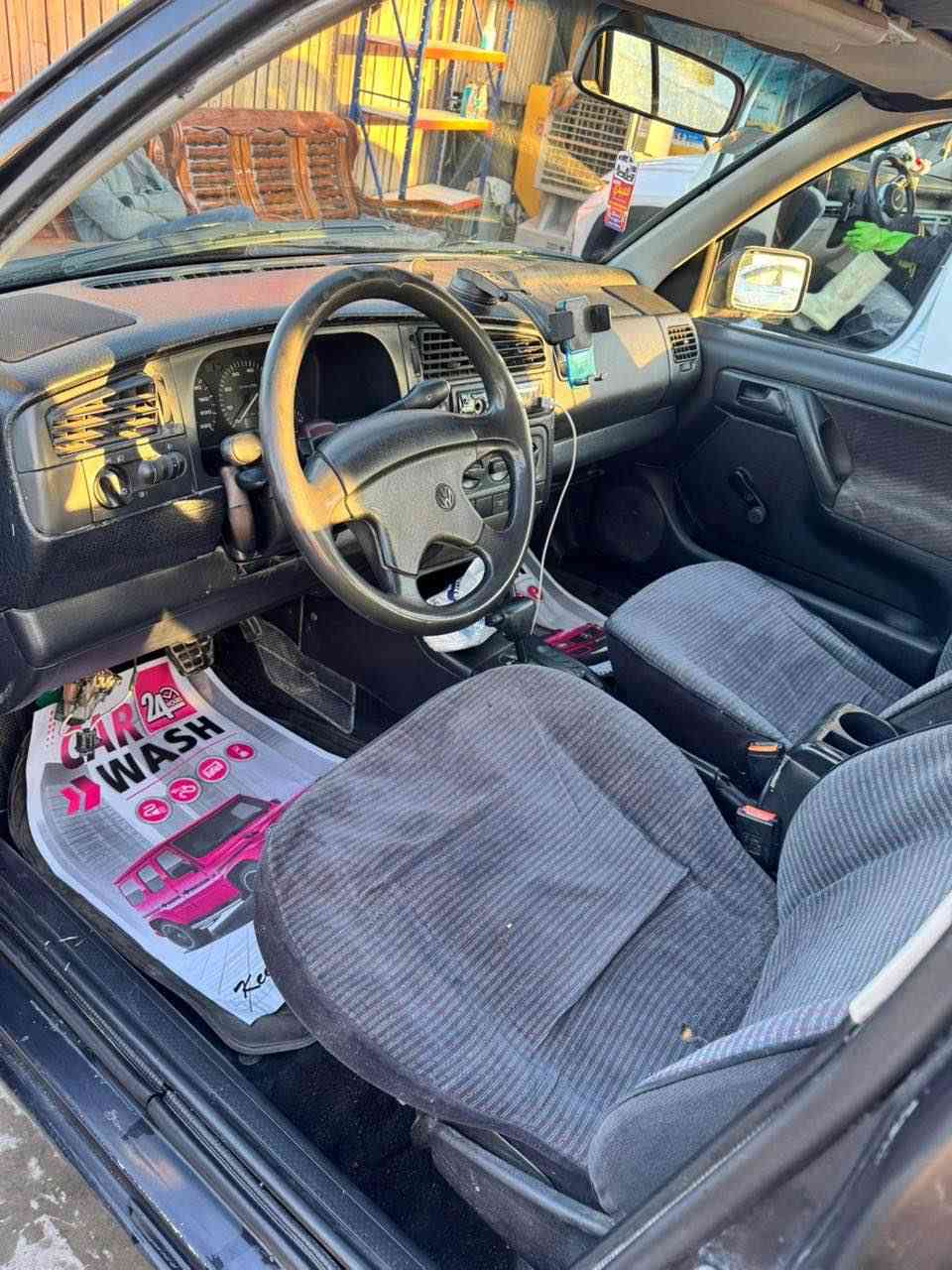 السلام عليكم مرخصة الادمن كولف موديل ١٩٩٣بغداد مكينه ٢٠٠٠ كيرمكينه مكوفولات تبريد يخبل السياره اي نقص مابيها ابأسمي  للتواصل هذا رقمي *********** بغداد, العراق
