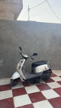 ماكس بوليسي • كابريتر • بلاديه