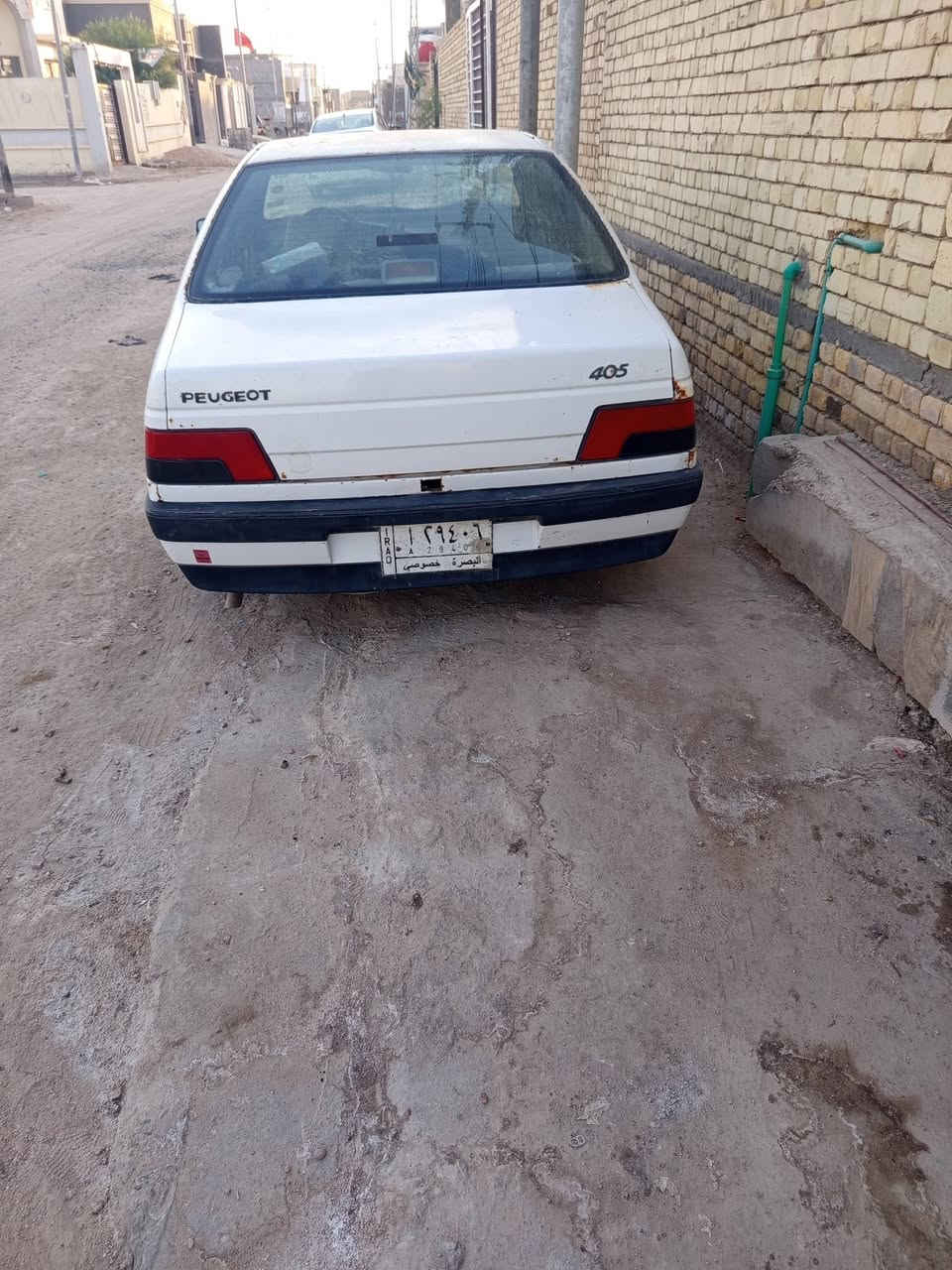 سلام عليكم بيجو 405مديل 12سياره مكفوله من الضربه سياره خير من الله تخم تاير حداديه جديده هستوني بدل كلج سياره يرادلهه ترتيبات شويه السعر 28وبيهه مجال ***********
