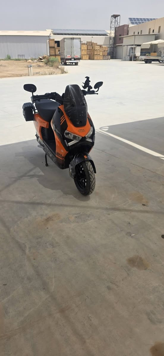 السلام عليكم..دراجه (سيزر ليو ) اخر اصدار _X MAX_ السرعه _75_ ..الملف _2000_ SPORT..دراجه غنيه عن التعريف...بطاريه _كرافين _ العدد _6_..تقطع مسافه اكثر من _70_ كيلو بل شحنه الواحده فعلي...بصمتين +سويجين+كارتين تشغيل...قفل سكيورتي..تشغيل عن بعد وجهاز مانع سرقه..بلوتوث...مخرج USP...نظام .APS.امامي ...شاحنه اصليه تدعم الشحن السريع والأيقاف الذاتي عند امتلاء البطاريات...
السعر (مليون ) قفل ...مكاني بغداد جسر ديالي الجديد الكرغوليه الشراي يتصل...***********...واتساب موجود...
