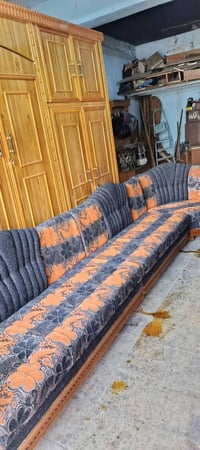 ديوان ٧متر ٤قطع شغل الموصل ثقيل ونظيف السعر ١٤٠ قفل تواصل خاص 07713401...