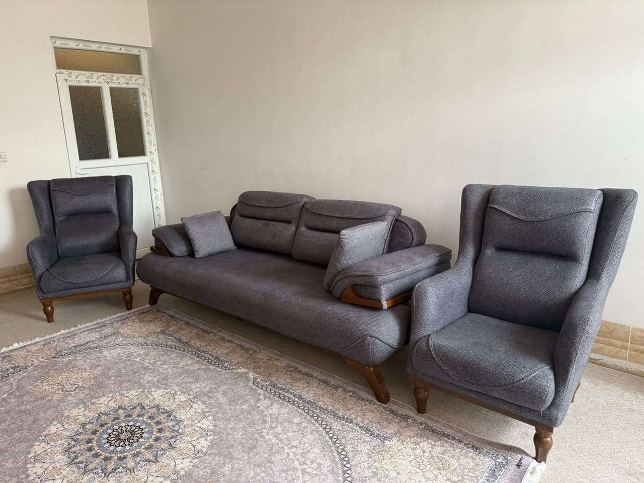 تاقم قە نەفەی ئێرانی زۆر تایبەت 10 ڕۆژە کڕدراوە  واتە لۆکە مەڵێ دەستی دوە نرخیشی  زۆر زۆر هەرزانە
کۆمێنتێ بنوسە نرخو زانیاریت پێ دەگات بە نامەیەک
*********** viber
*********** korek
ناونیشان سلێمانی کانی سپیکە
گەیاندنیشمان هەیە بۆ هەمو شارەکان
گۆڕینەوەش ئەکەم بە کەلوپەلی ناوماڵ
