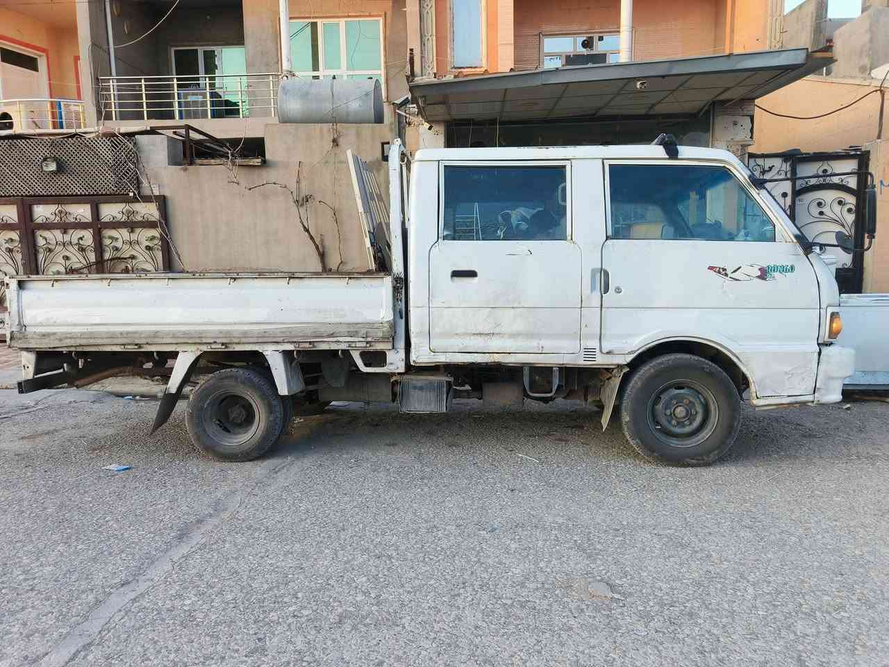 السلام عليكم🌹
من رخصة الادمن
كيا دبل قمارة باسمي 
رقم جديد وهوة جديدة 
موديل ١٩٩٦
تخم تاير جديد 
*********** واتساب 
السعر 55$
