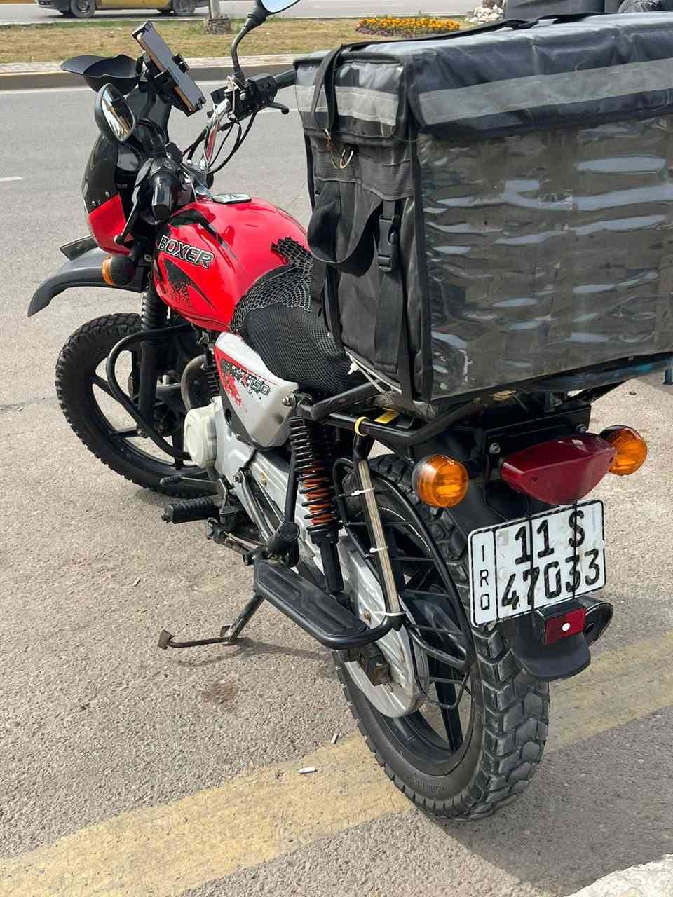 السلام وعليكم دراجه بوكسر ٢٠٢٣ مرقم بغداد بسمي ثاني يوم تحويل
ملاحظه الدراجه مفتوحه مال شركه ترايها خير من الله بوجهك للشغل
سعرها ثنين ونص وبيها مجال
٢٥٠٠ وبيها مجال
شراي اتصل لا تراسل
***********
