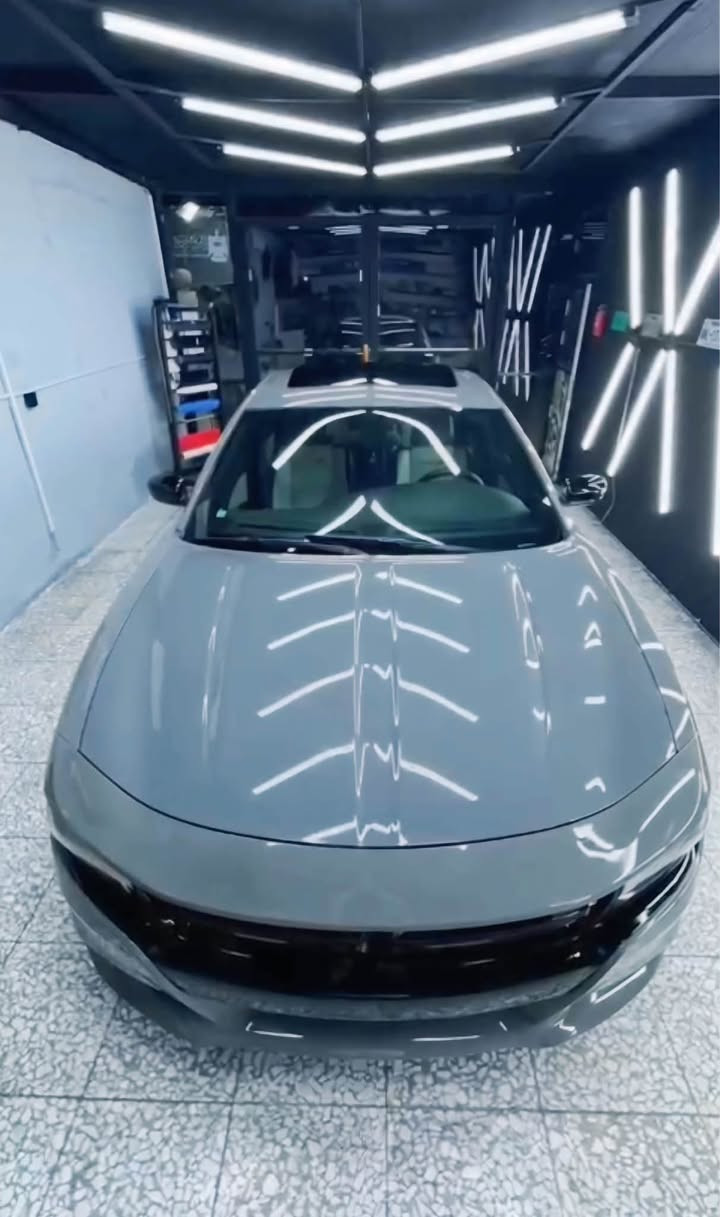 دوج تشارجر  ~2019 اصل
فئة السياره~SXT
وارد امريكي 
 حادث  بالعراق جاملغات الخلفية  ضرر بسيط فقط لغود شواصي  وكير ومحرك كفاله
                               
ممواصفات
تحكم ستيرن 
شاشة كبيره 
محرك 6 سلندر 
لايت زينون 
كير طيارة 
كشنات جلد اسود وابيض
كشن كهرباء  
ترحيب + تشغيل عن بعد 
كشنات تدفئه 
سماعات Boos
فتحة ( سلايد روف )
لون سمنتي مميز 
ماشية 100 الف كيلو حقيقي 
رقم بغداد انكليزي  باسمي 
سنوية جديدة 2030
              السعر على الخاص
***********
