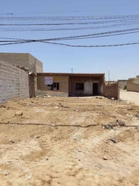 قطعة ارض مع بيت هيكل مساحة ٣٠٠ متر   واجهة ١٠ نزال ٣٠ طابو زراعي سند ٢...