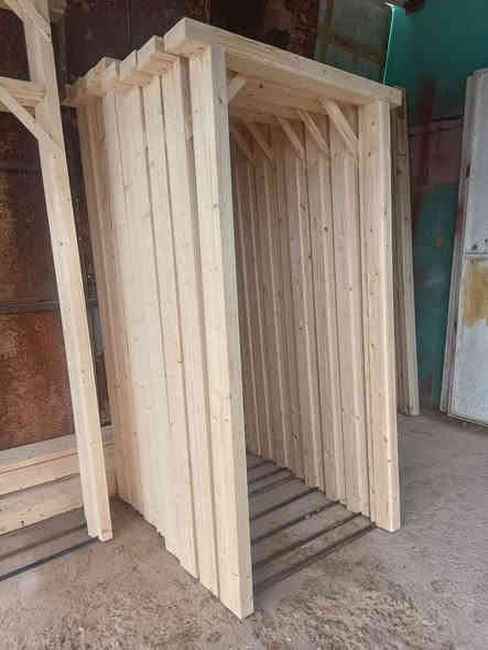 جراجيب خشب جام درجه اولى فصال حسب القياس المطلوب الخالص حي الجنود مقابيل الصوره ***********
