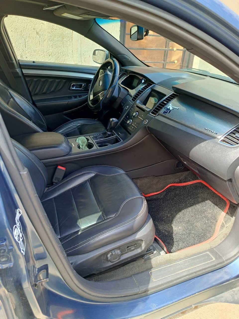 السلام عليكم للبيع فورد تورس 18بغداد بأسم تحويل مباشر قطعتين صبغ بنيد وجاملغ والسونار موجود يرحم والديك لا تكلي جاي وامسح المنشور  وتخليني  مشتول منتظرك سعره,  بيه مجال  موجوده بالكوت  تجي تكلب وتشوف وتدلل بيع فقط خلي سعرك إذا عجبني ابيعلك
***********
