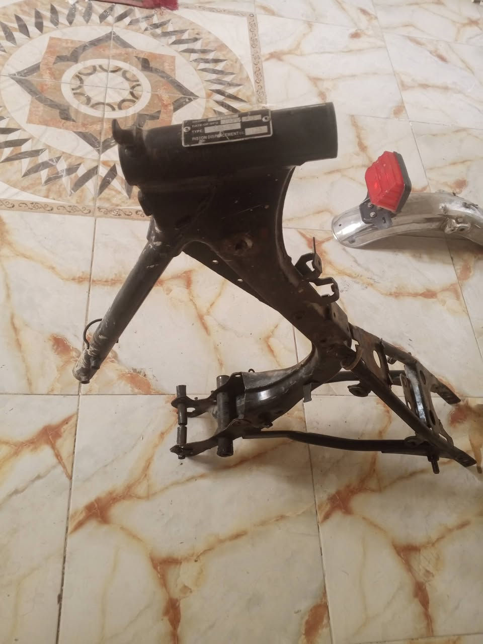 يا الله 
السلام عليكم شاصي كلك كلك كلك موديل 2021شاصي بوريه عريضه شاصي مرتب وحلو عوزه ستد مال دبل الخلفي وجاملغ خلفي هوه ولبكلايت مال شلامجه البلاد رايدهن ثينهن 100قفل قفل قفل مو شراي لا تعبني مروتك مكان كربلاء رقم ***********
