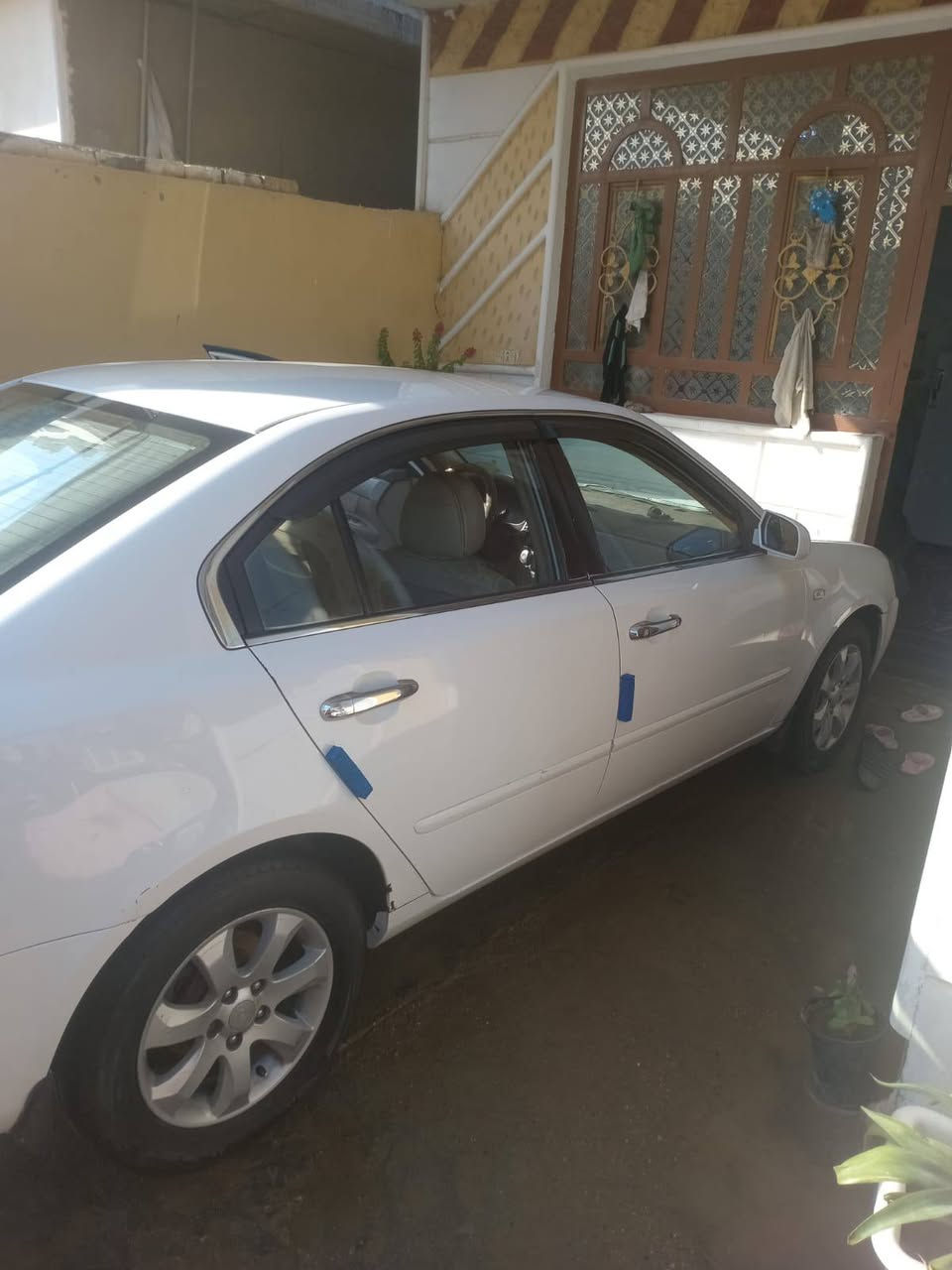 السلام عليكم 
اوبتما 2008 خليجي محرك 2000
كفاله عامه من كلشي 
بيها صبغ بالباب الخلفي والدور فقط بدون دواخل شرط فحص سونار 
مكينه كير خير من الله 
حدداديه خلفيه اماميه كارتون
تبريد ثلج 
تخم تاير 
باتري جديد 
السياره جاهزة ع اخر حبايه 
رقم بابل دولي ب اسمي 
السعر 120 وبيه مجال بسيط 
عنواني حله قرب السيدة شريفه ع 
***********
