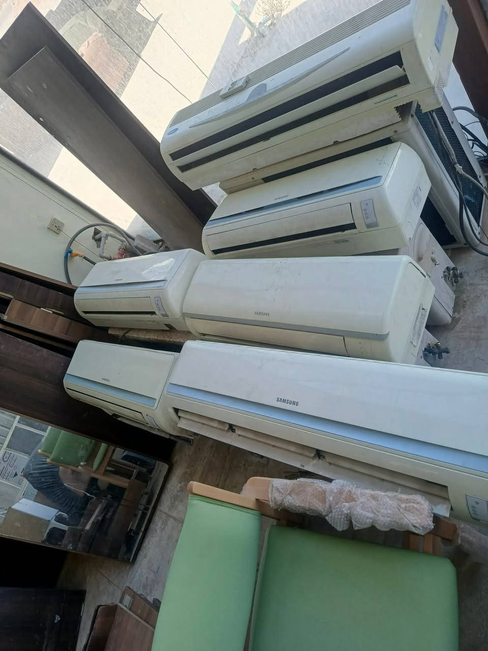 يوجد في معرض تفاليس للاثاث والأجهزة الكهربائية سبالت نوعيه 
#سامسونك _وتوست _وجنرال 
جميع الأحجام من طنين إلى ثلاث طنون زورونا تجدون مايسركم 
#وكل قطعتين الثالثه هديه من المحل حسب اختيارك 
#محضرت_طعام 
#اوڤن 
#خلاط


**إذا كنت صاحب هذا الإعلان وتريد حذفه لأي سبب، رجاءا أرسل رسالة إلى الدعم الفني**