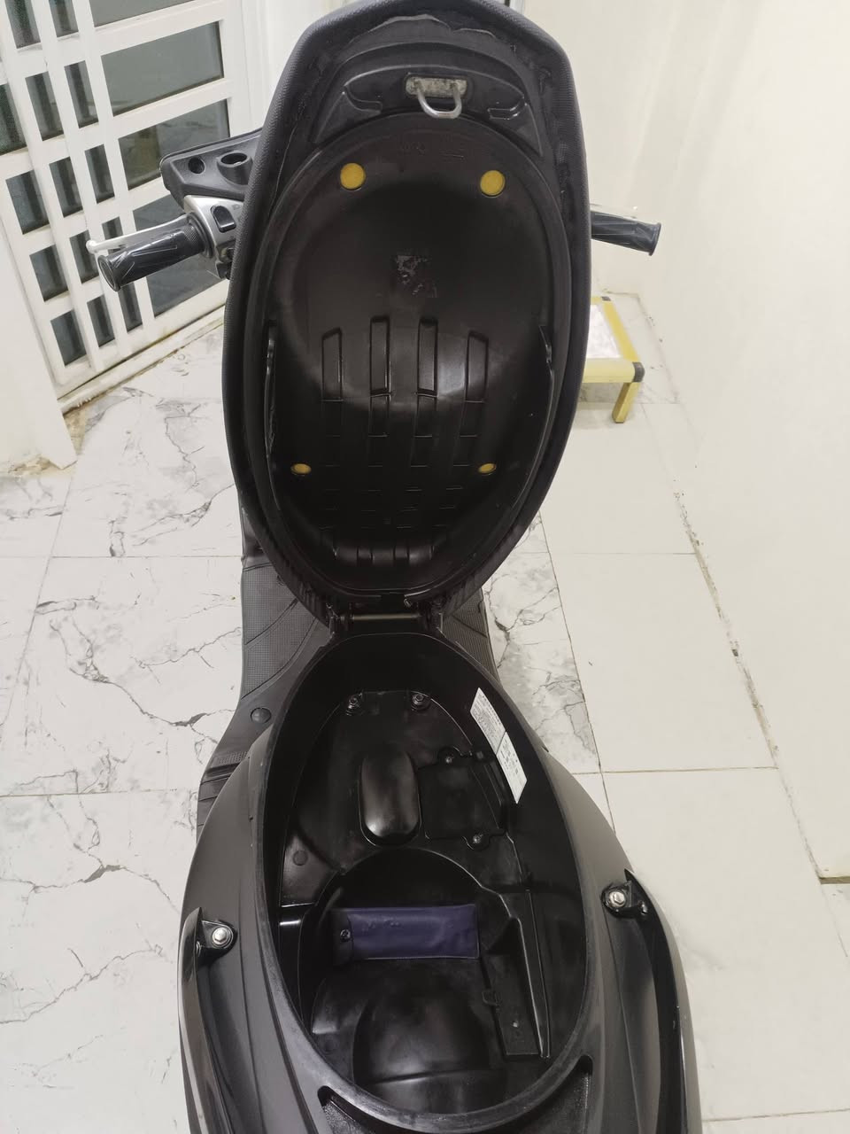 السلام عليكم دراجه للبيع سكنس فحل دراجه مال حاويه محركه 150 شغاله كهرباء شغاله السعر 900 وبيها مجال مكاتبه وياها شراي يجيني خاص


**إذا كنت صاحب هذا الإعلان وتريد حذفه لأي سبب، رجاءا أرسل رسالة إلى الدعم الفني**