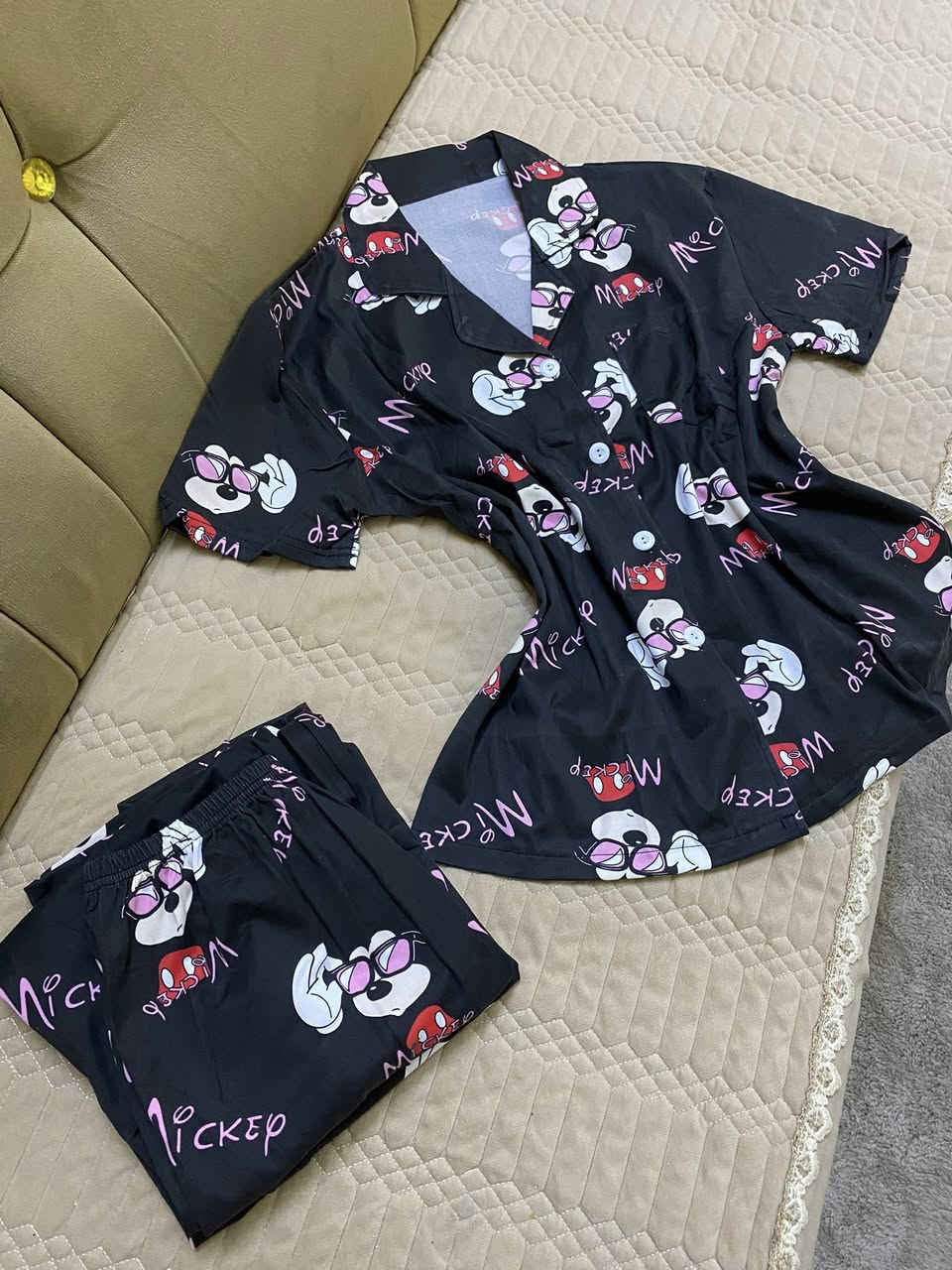 هلوو بنات تراكات شي ان ولافيتو  توصيل موجود جميع لمحافظات ٣ عرض اهلاً وسهلاً اسعار من ١٢ وجوه 🦋🩷


**إذا كنت صاحب هذا الإعلان وتريد حذفه لأي سبب، رجاءا أرسل رسالة إلى الدعم الفني**