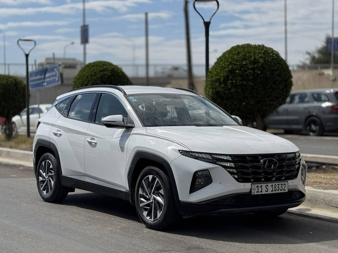 بيغ
🚗 للبيع – Hyundai Tucson 2024 خليجي

سيارة نظيفة جداً وبحالة الوكالة، استخدام خفيف ومكفولة من كل النواحي.

🔹 الموديل: 2024
🔹 النوع: خليجي
🔹 الممشى: 35 ألف كم
🔹 الحالة: وكالة بالكامل – فحص كامل بدون ملاحظات
🔹 الكفالة: كفالة عامة من كل النواحي

✨ المواصفات: (كامل المواصفات عدا البانوراما)
✔️ شاشة كبيرة
✔️ كاميرا خلفية
✔️ حساسات خلفية
✔️ تشغيل بصمة (ستارت/ستوب)
✔️ دخول ذكي بدون مفتاح
✔️ مقاعد جلد
✔️ تحكم بالمقود (ستيرن تحكم)
✔️ مثبت سرعة
✔️ إضاءة LED
✔️ مرايا كهرباء مع طي
✔️ نظام ثبات وأمان

💰 السعر: 21,800 دولار قابل للنقاش بحدود المعقول

📍 العنوان: بغداد

📞 ***********
