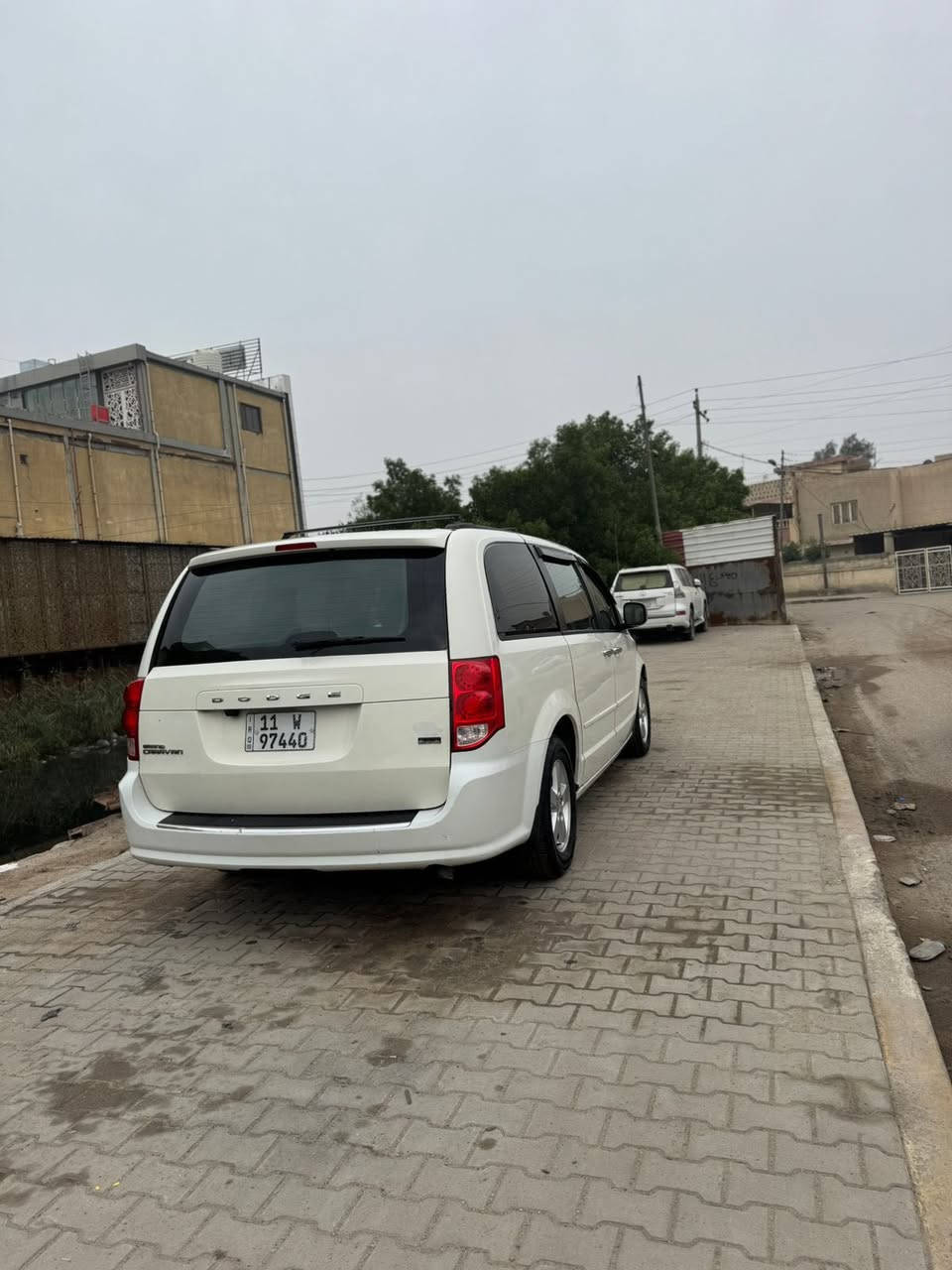 يا الله سلام عليكم دوج كرفان مديل ٢٠٠١٢سياره جديده منظومة غاز وبانزين مابيه نقص برغي  محرك سته ٣٦٠٠ تروح وتجي البغداد ١٦ الف تصرف تحويل ثاني يوم راقم بغداد السعر ١٤٥بيه مجال *********** العلوان بصره
