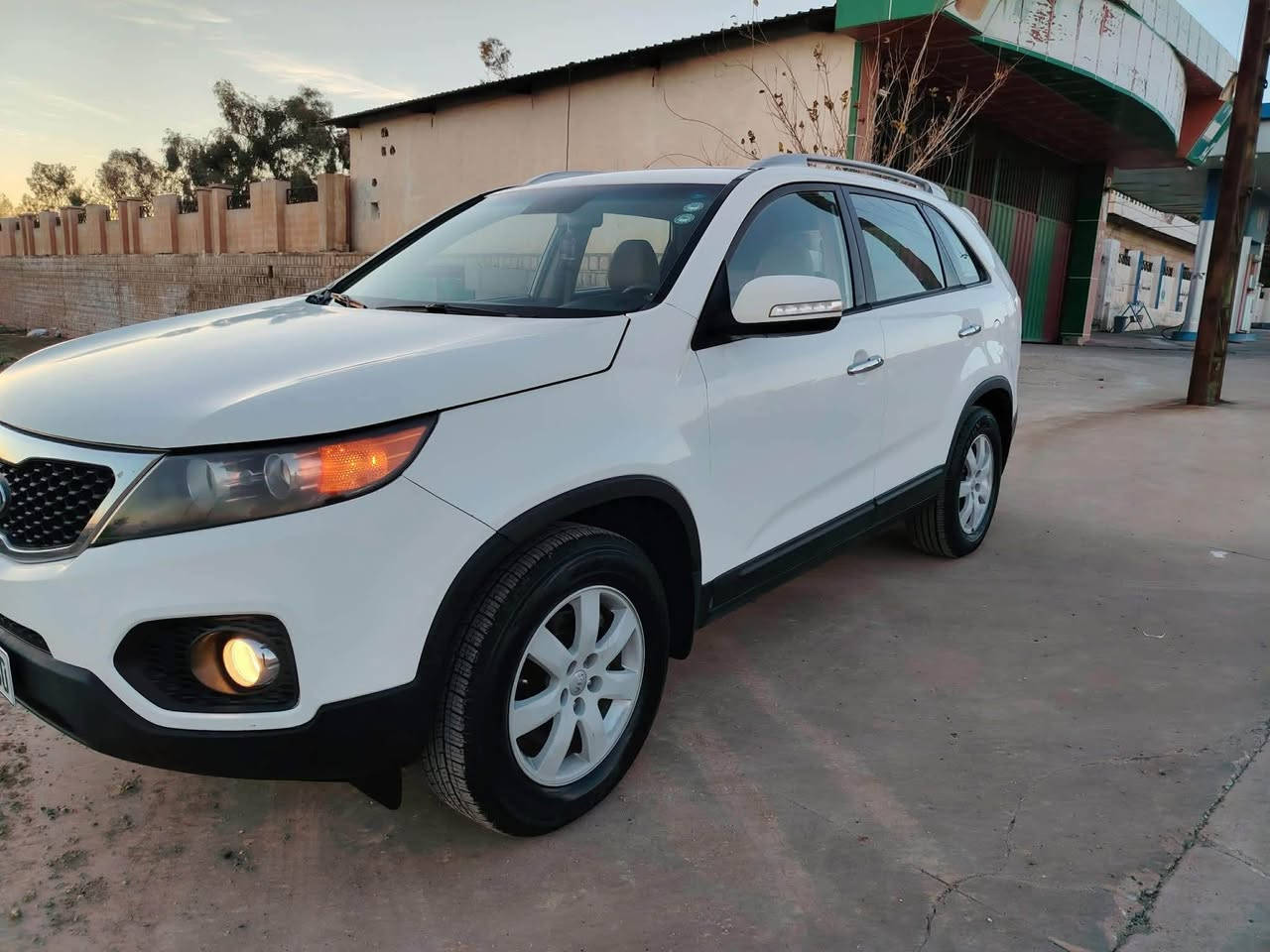 کیا سۆرینتۆ مۆدێل ٢٠١٢ بۆیاغ عام نیە بەس بە عام دەیفرۆشم نەوی نەگرتوە پشت و پێشی کەپسە ناو دینگە و تیکمە هیچی پێوە نیە سەیارەکە دەعامی بۆ دەعامی بەشەرتە گێڕ و مەکینە بەشەرتە ڕەقەم و سەنەوی نوێیە بەناوی خۆمە تەحویل و خرامە بەشەرتە 
نرخ ١١٧ 
ژ.م*********** كويسينجاك, أربيل
