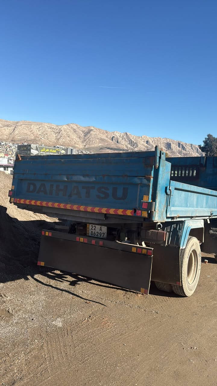 سياره دايهاتسو قلاب 
موديل 2006
***********
