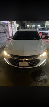 سعر مناسب جدااا السلام عليكم  شيوفرليت ماليبو 2022  (بيع )  ماشية 83 ا...