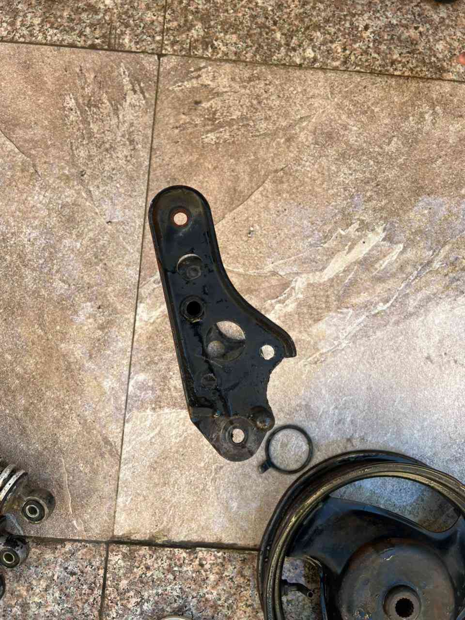 ماكس عدله دبلات 15شيال25 وياله لبيض ب15 لبلاد زوج 25
عنوان معقل رقم تلفون ***********
