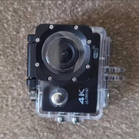 كاميرا ٤K • مقاوم ماء ٣٠م • واي فاي