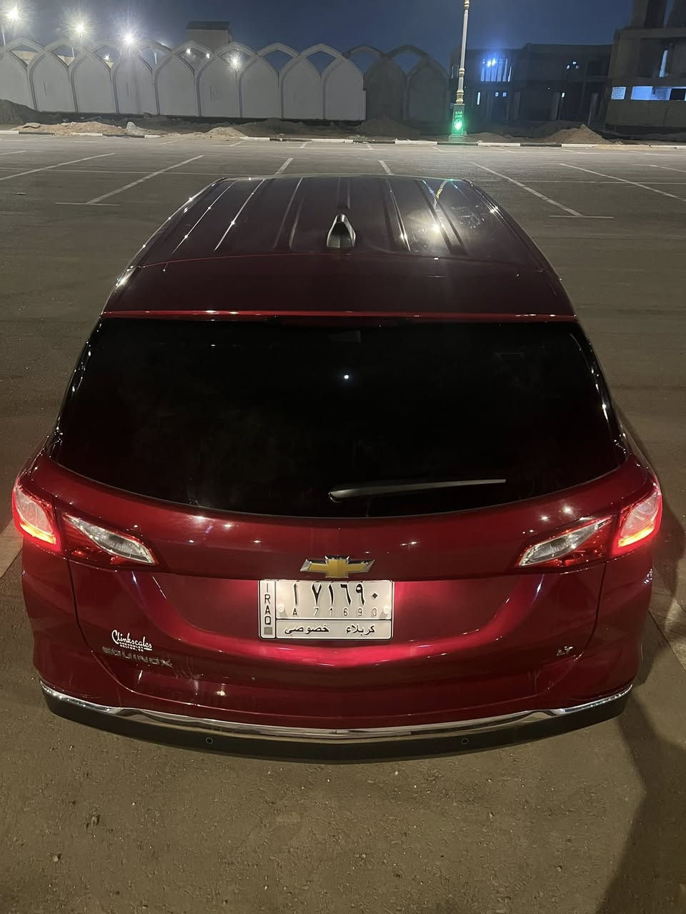 السلام عليكم رمضان كريم عليكم ان شاء الله 
كوينكس موديل 2021 رقم كربلاء الدولي الجديد هاي الصور قبل لا اشد الرقم هزة وسنوية كلهن جدد ماشية 45 الف كيلو متر حدادية تخم تاير ادامة كلهن مسويهن فئة السيارة LT حادثها كلش بسيط بدون ايرباك بدون دواخل مكان السيارة كربلاء المقدسة 
واتساب *********** 
اتصال خط *********** 
السعر 140 وبيها مجال
