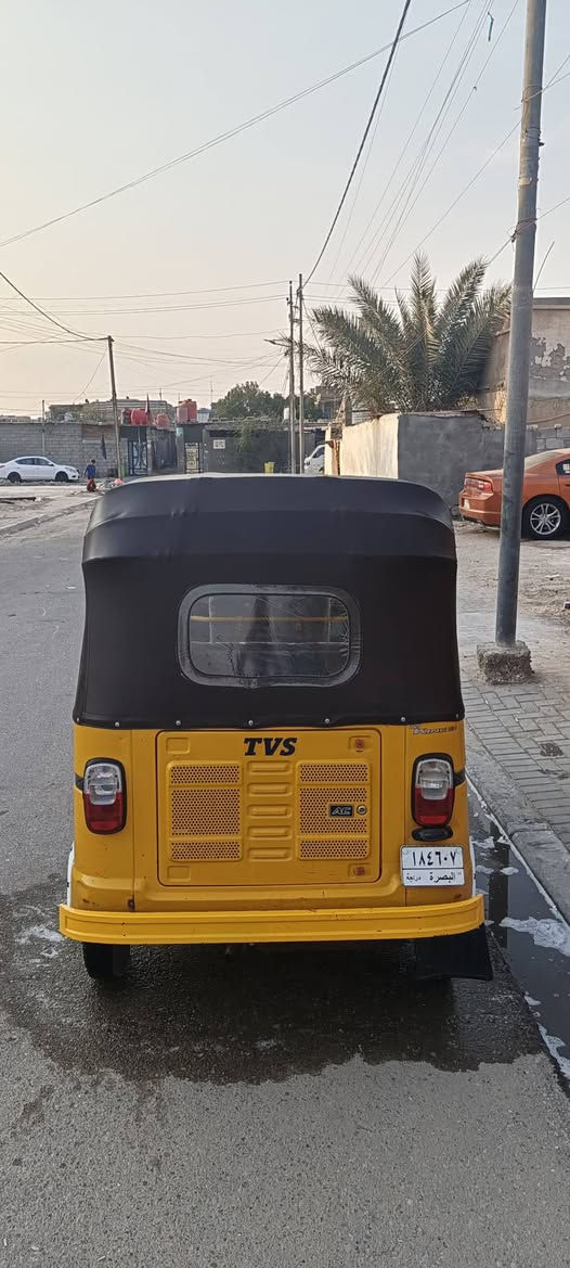 السلام عليكم تكتك للبيع TVS موديل 20 كامله المكان البصره القبله رقم سنوية السعر 4ونص وبيه مجال قليل للشراي ***********
