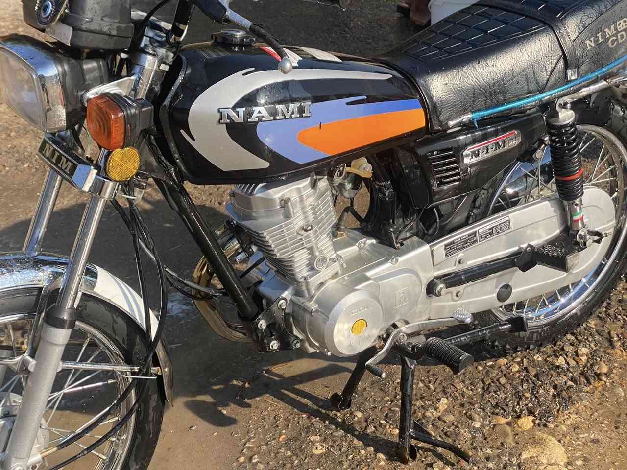 اللبيع مكفوله شاصي ٢١ اوراق اصولي والغراض كلها جديد ٢٥ ***********
